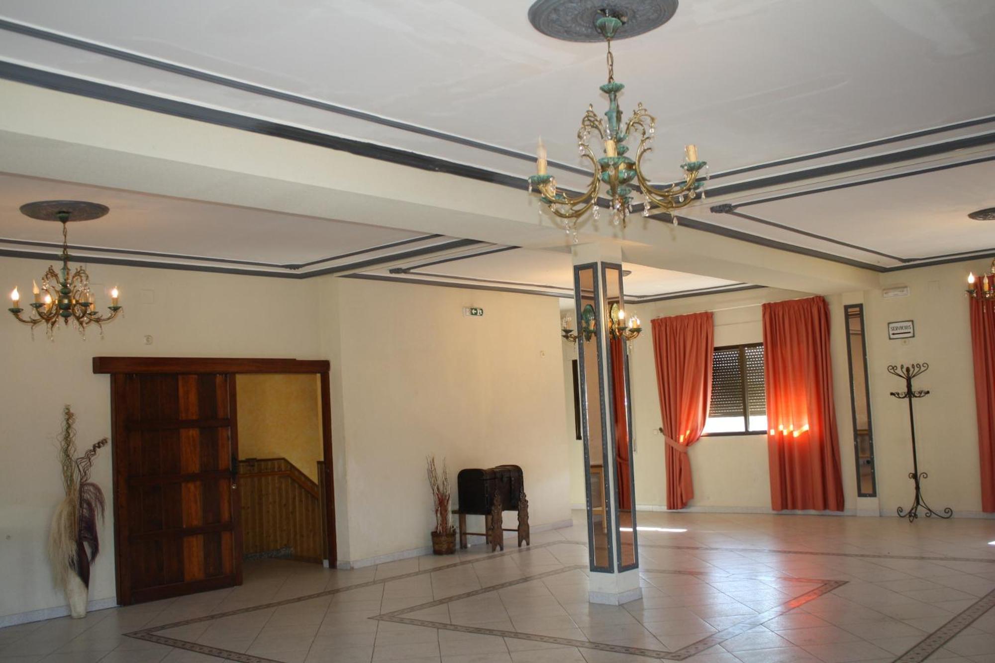Hotel Carvajal ตอร์เรฮอน เอล รูบิโอ ภายนอก รูปภาพ