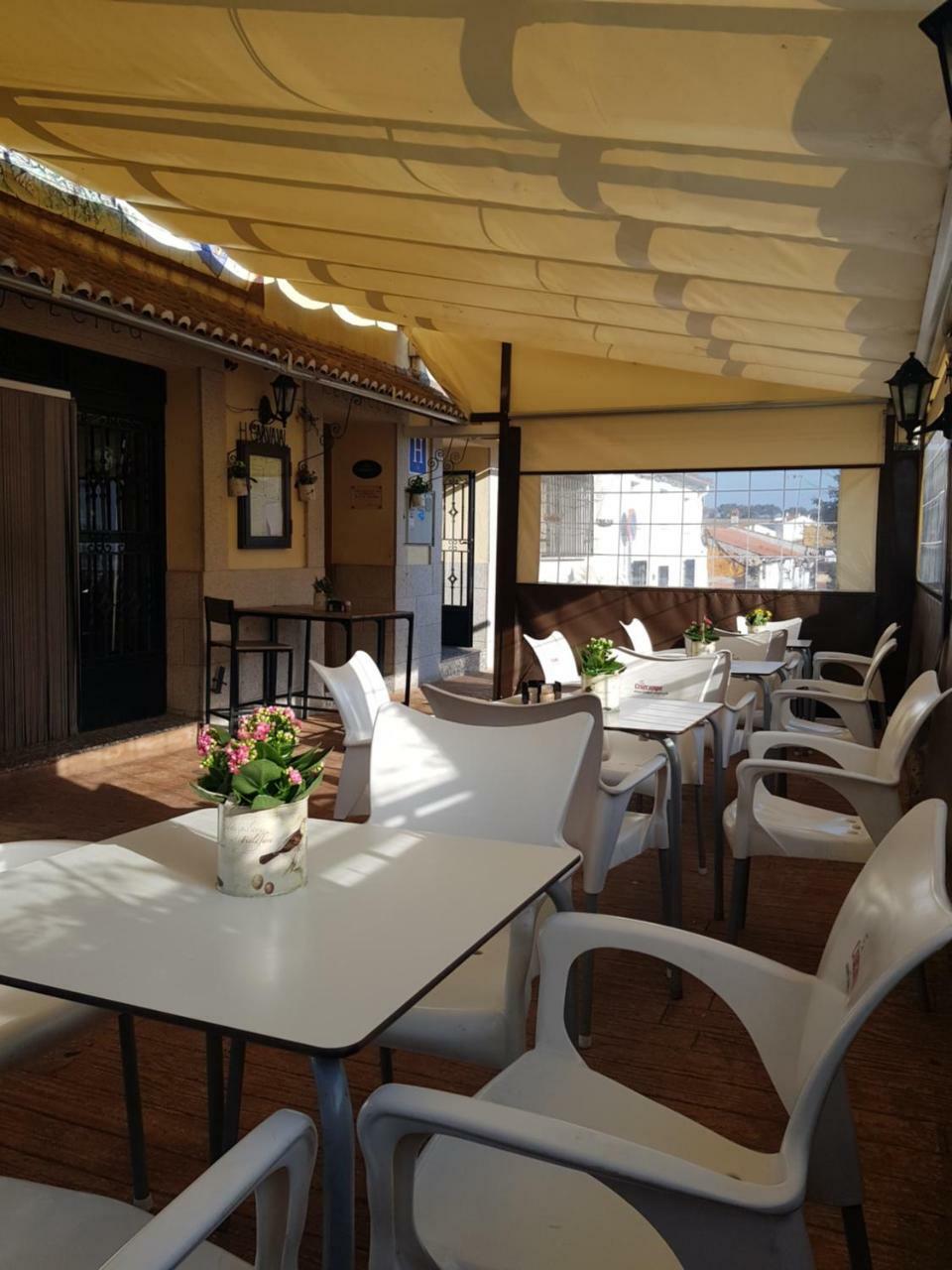 Hotel Carvajal ตอร์เรฮอน เอล รูบิโอ ภายนอก รูปภาพ